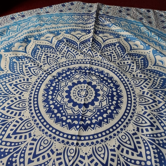 Mandala Print Polyester Tapestry Throw blanket - Picture 1 of 2